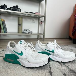 Nike Air Max White and Teal Sneakers